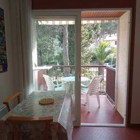 Lejlighed 3vse-alz210 Equipe Pour 3 Personnes Au 2eme Etage Parking Collioure